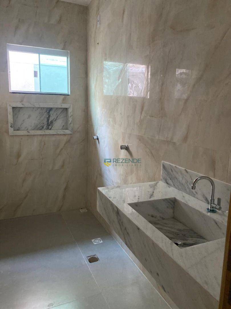 Casa à venda com 3 quartos, 100m² - Foto 5