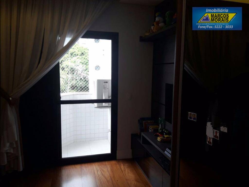 Apartamento à venda com 4 quartos, 246m² - Foto 16