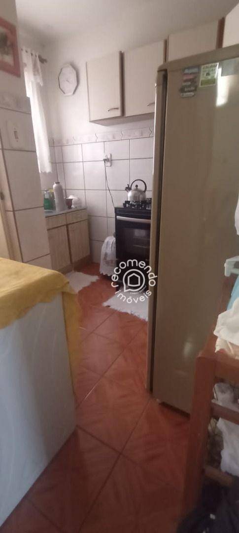 Apartamento à venda com 2 quartos, 44m² - Foto 3