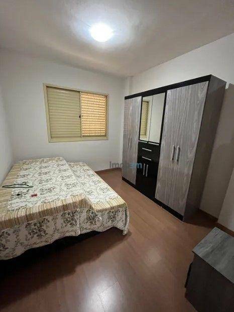 Apartamento à venda com 3 quartos, 79m² - Foto 8