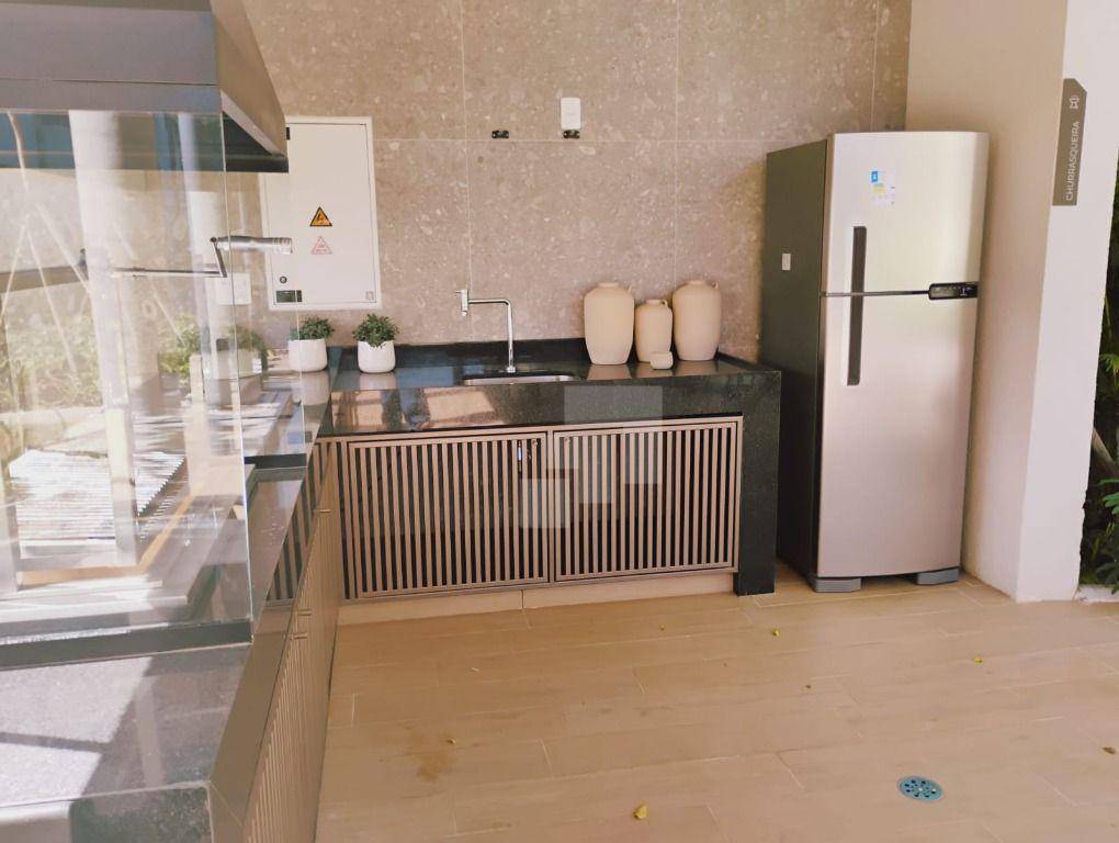 Apartamento para alugar com 2 quartos, 68m² - Foto 11
