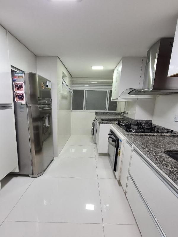 Apartamento à venda com 3 quartos, 84m² - Foto 8