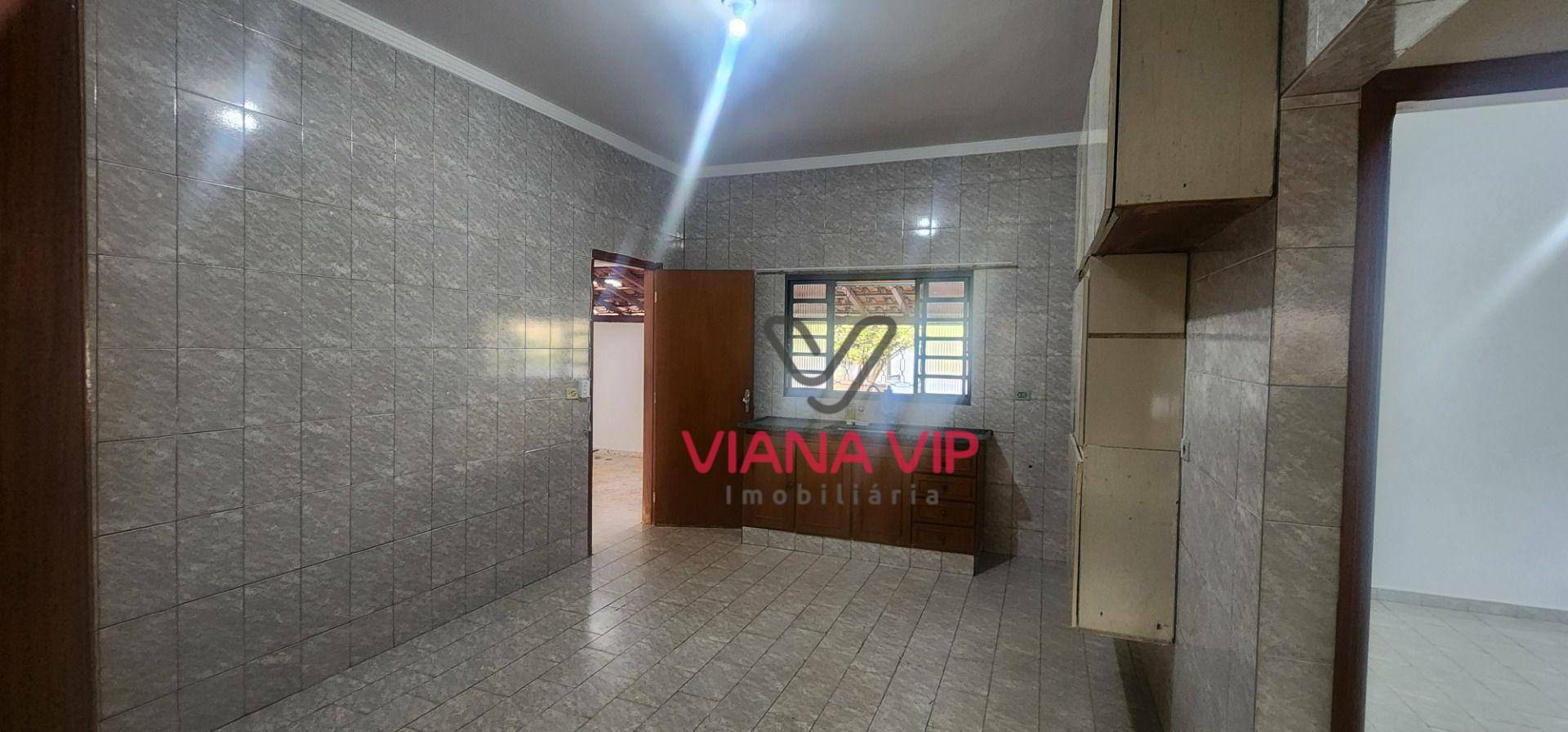 Casa à venda com 2 quartos, 251m² - Foto 5