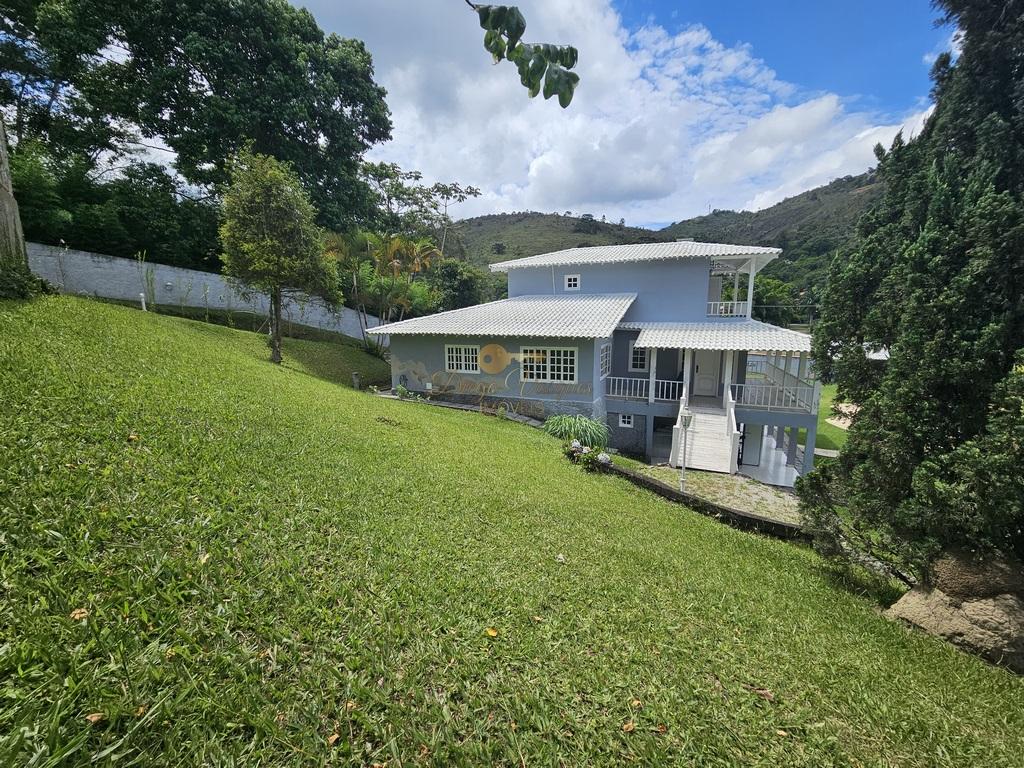 Casa de Condomínio à venda com 4 quartos, 312m² - Foto 5