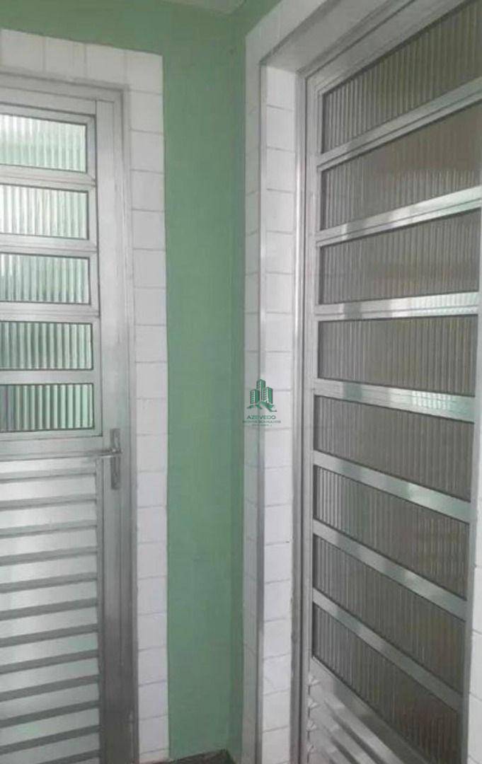 Sobrado à venda com 2 quartos, 150m² - Foto 8