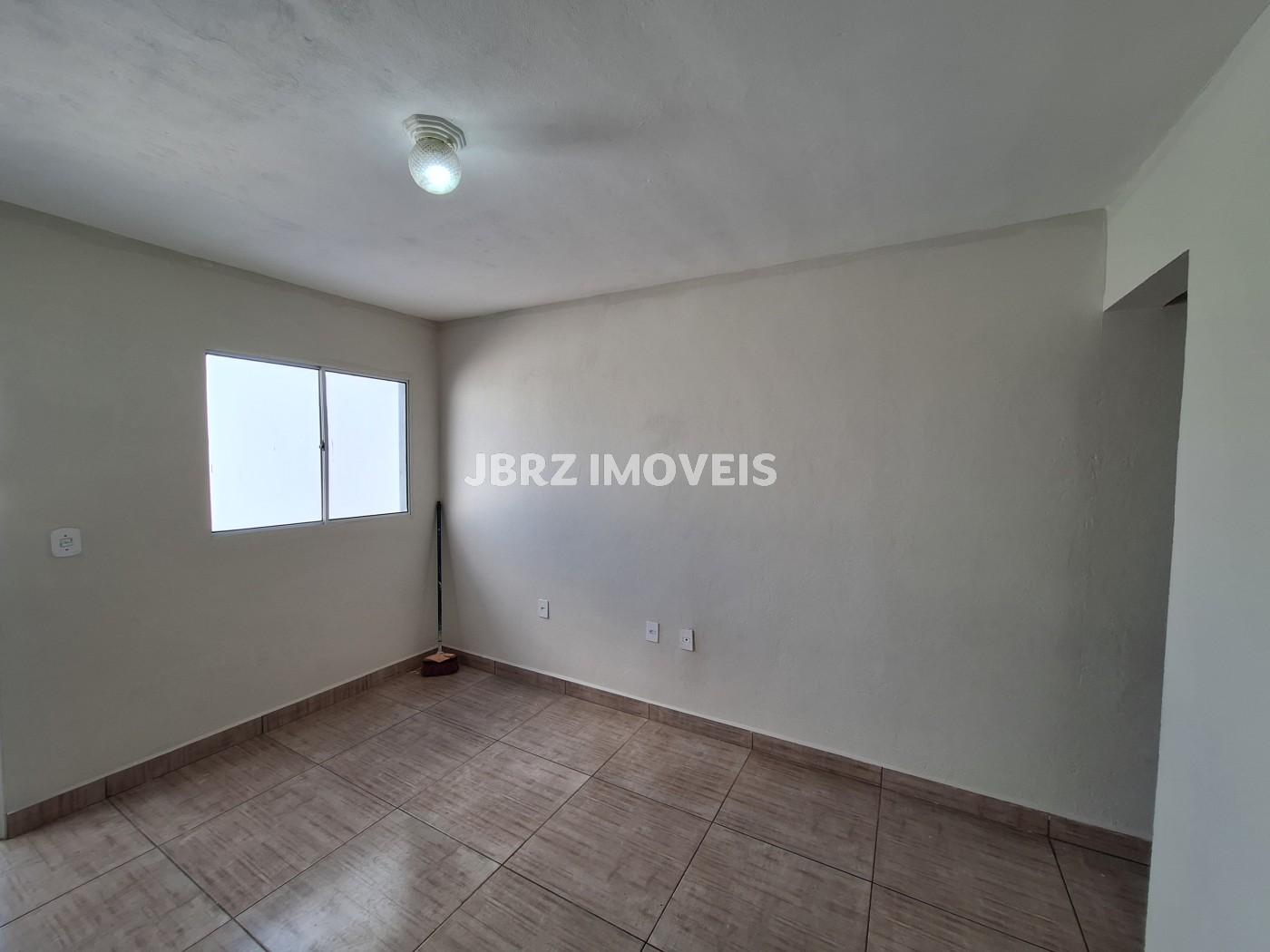 Casa para alugar com 3 quartos, 106m² - Foto 4