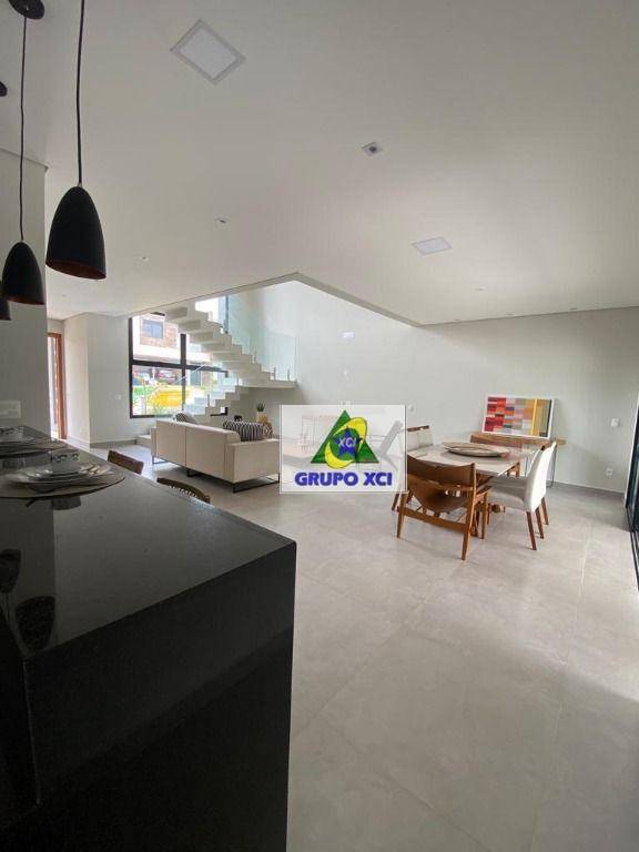 Sobrado à venda com 3 quartos, 228m² - Foto 19