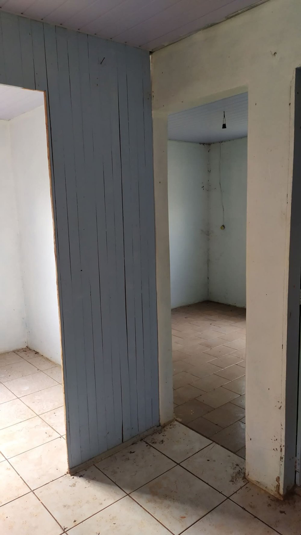 Casa à venda com 3 quartos, 70m² - Foto 8