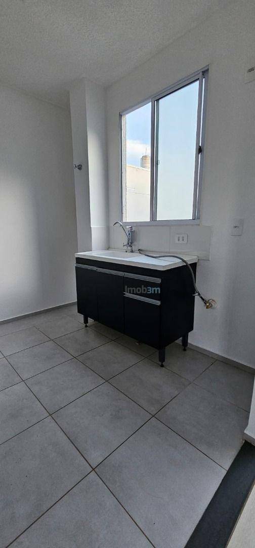 Apartamento para alugar com 2 quartos, 43m² - Foto 6