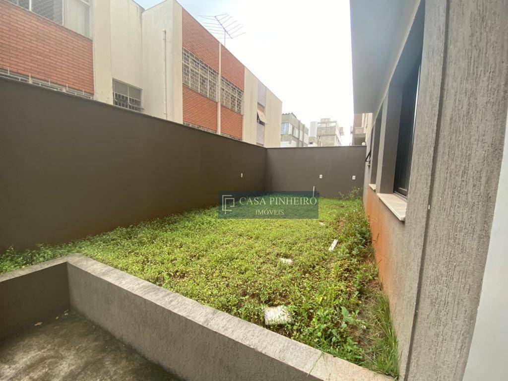 Apartamento à venda com 3 quartos, 110m² - Foto 8