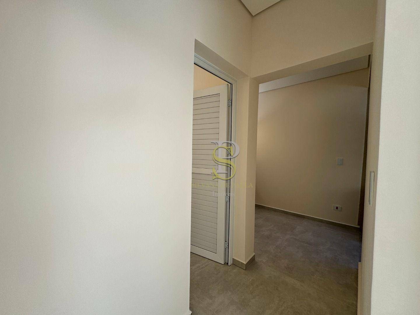 Casa à venda com 4 quartos, 300m² - Foto 19