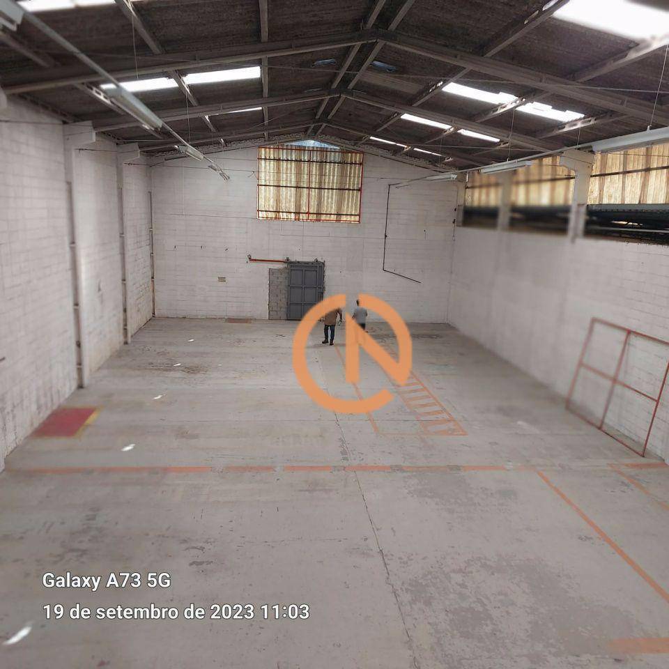 Depósito-Galpão-Armazém à venda e aluguel, 950m² - Foto 3