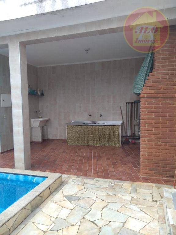 Casa à venda com 2 quartos, 115m² - Foto 3