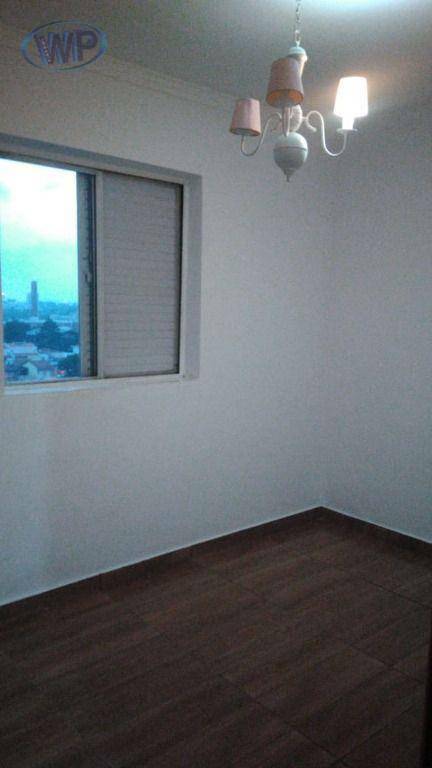 Apartamento à venda com 2 quartos, 58m² - Foto 2