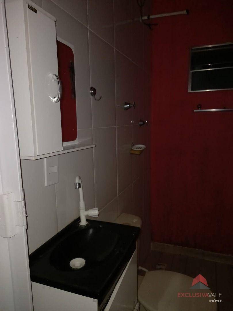 Casa à venda com 2 quartos, 90m² - Foto 4