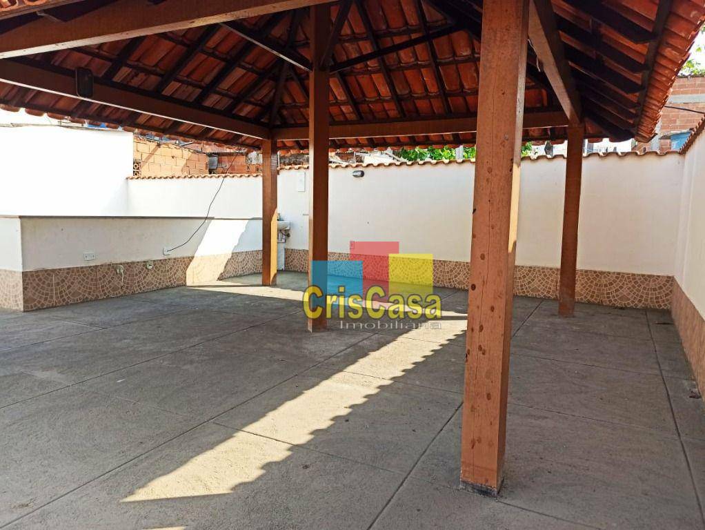 Casa à venda com 4 quartos, 200m² - Foto 16