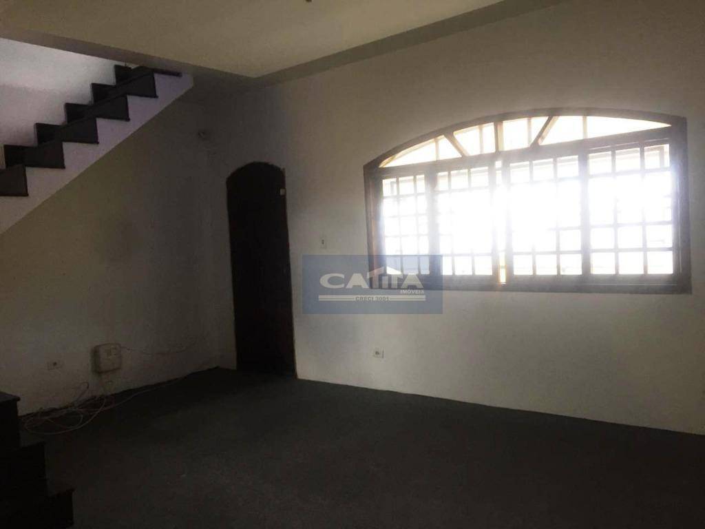 Sobrado à venda com 3 quartos, 260m² - Foto 2