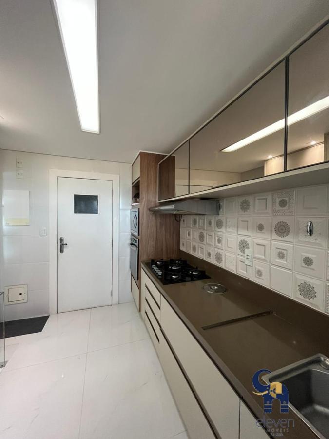 Apartamento à venda com 3 quartos, 155m² - Foto 23