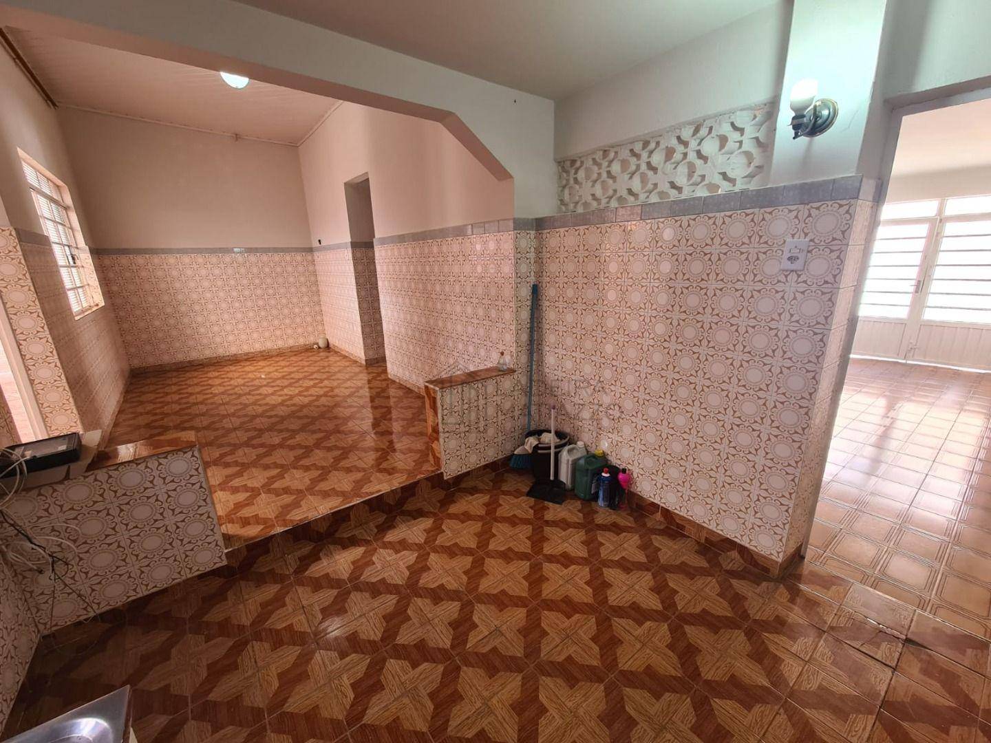 Casa, 3 quartos, 223 m² - Foto 4