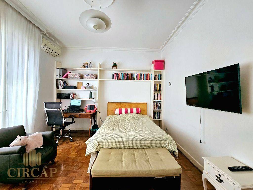 Apartamento à venda com 3 quartos, 276m² - Foto 15