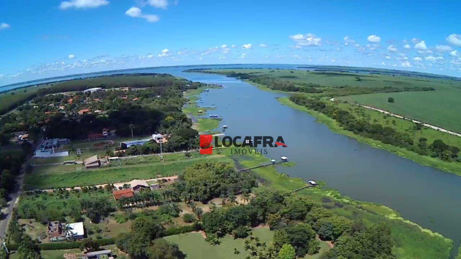 Fazenda à venda com 4 quartos, 200m² - Foto 1