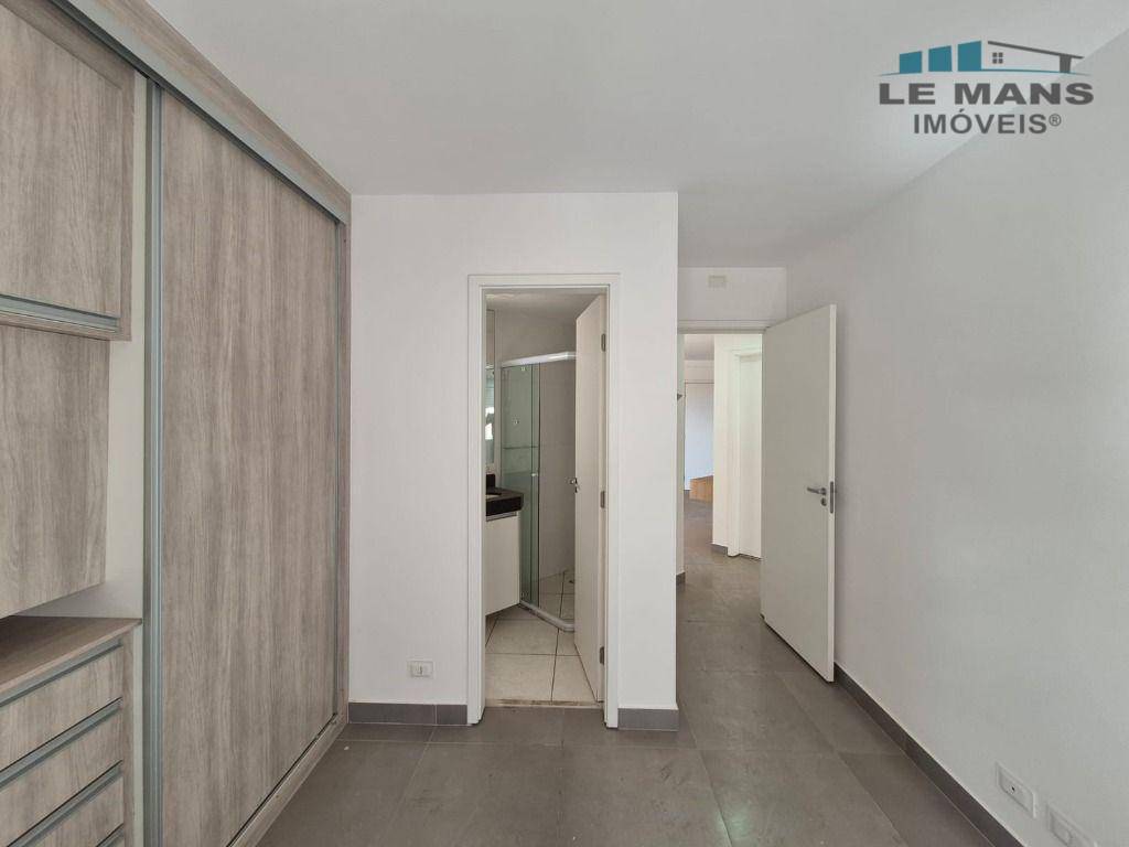 Apartamento à venda e aluguel com 2 quartos, 66m² - Foto 11