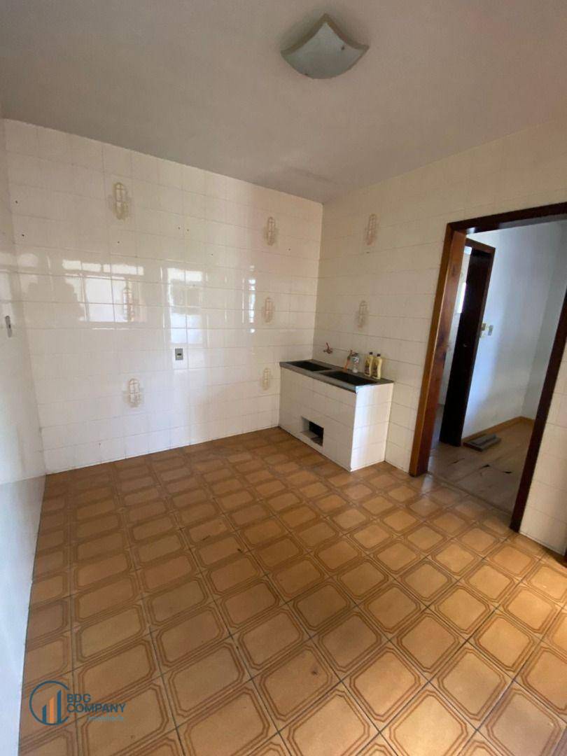 Apartamento para alugar com 4 quartos, 305m² - Foto 18