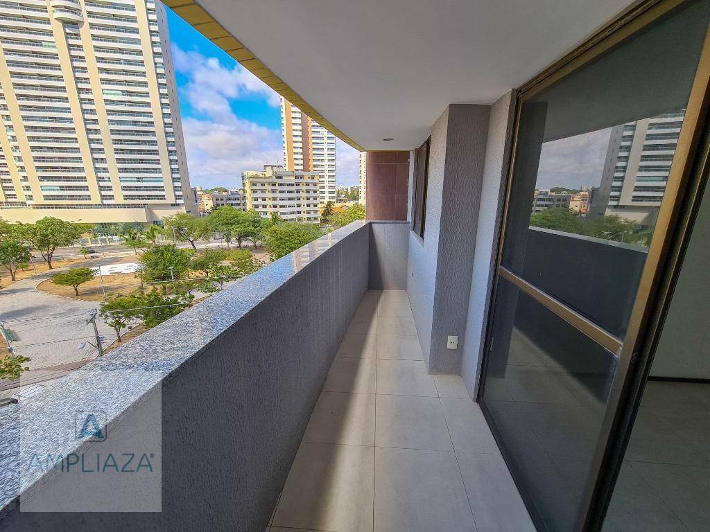 Apartamento à venda com 3 quartos, 114m² - Foto 4