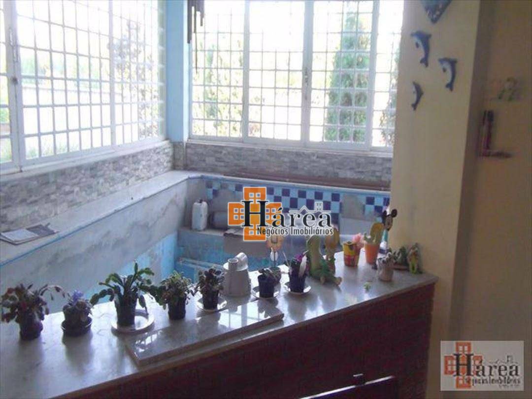 Casa à venda com 6 quartos, 900m² - Foto 16