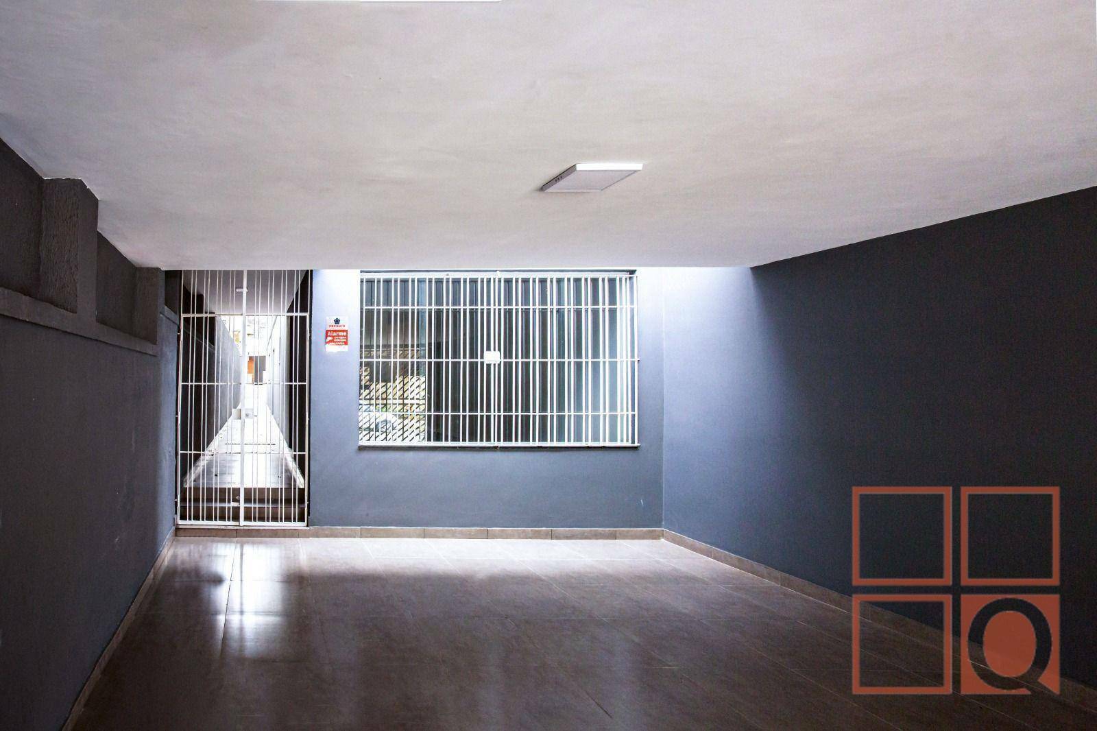 Sobrado à venda com 3 quartos, 214m² - Foto 2