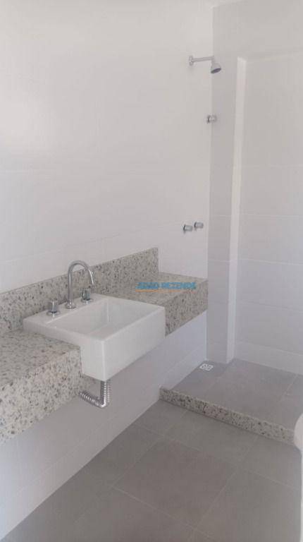 Cobertura à venda com 3 quartos, 188m² - Foto 13