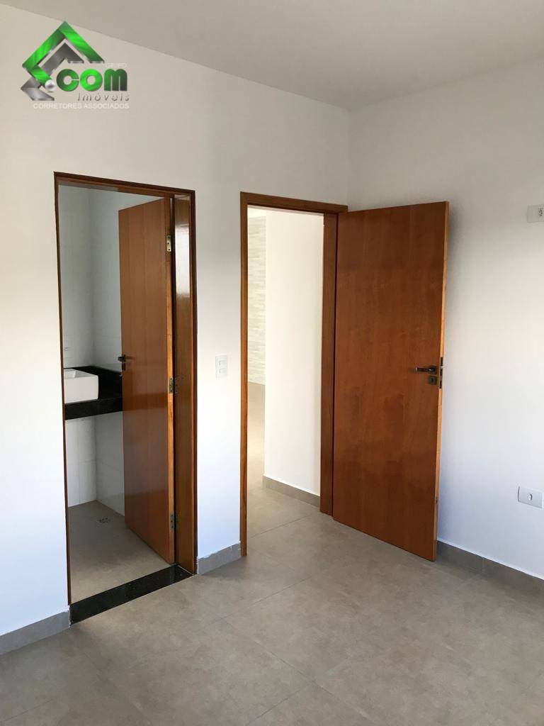 Casa à venda com 3 quartos, 99m² - Foto 4