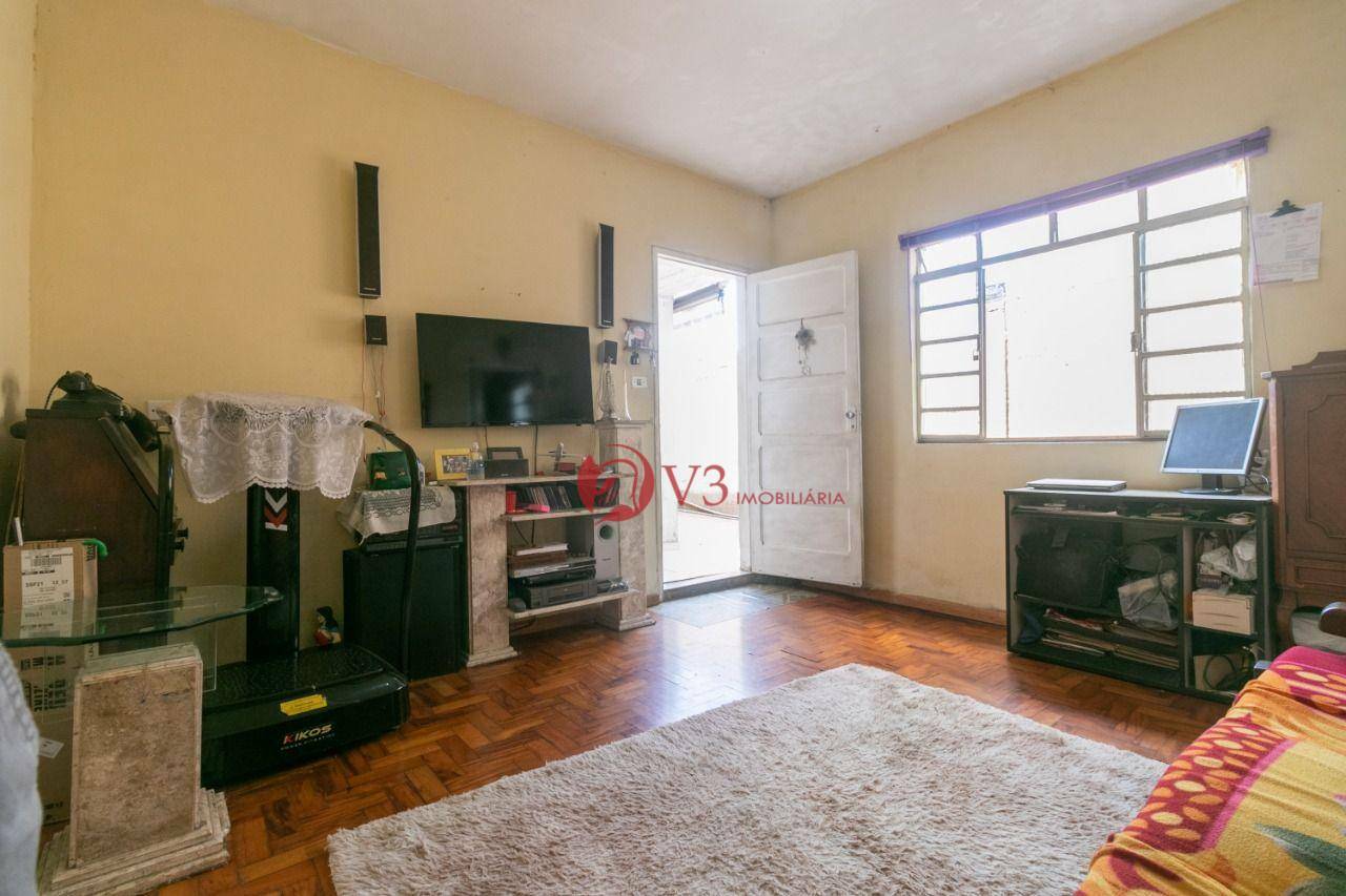 Casa à venda com 4 quartos, 138m² - Foto 4