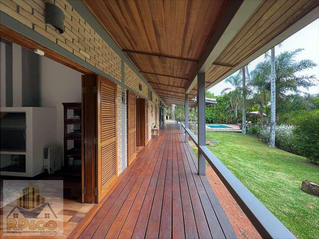 Casa de Condomínio à venda com 5 quartos, 2520m² - Foto 27