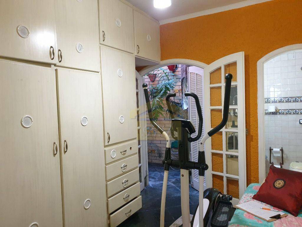 Sobrado à venda com 4 quartos, 180m² - Foto 16