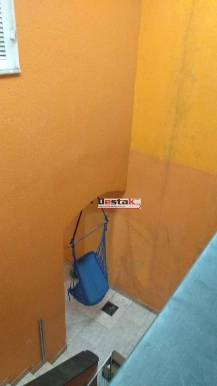 Sobrado à venda com 3 quartos, 190m² - Foto 15