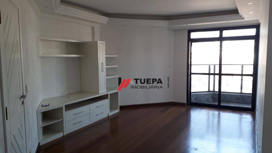 Apartamento à venda com 3 quartos, 124m² - Foto 1