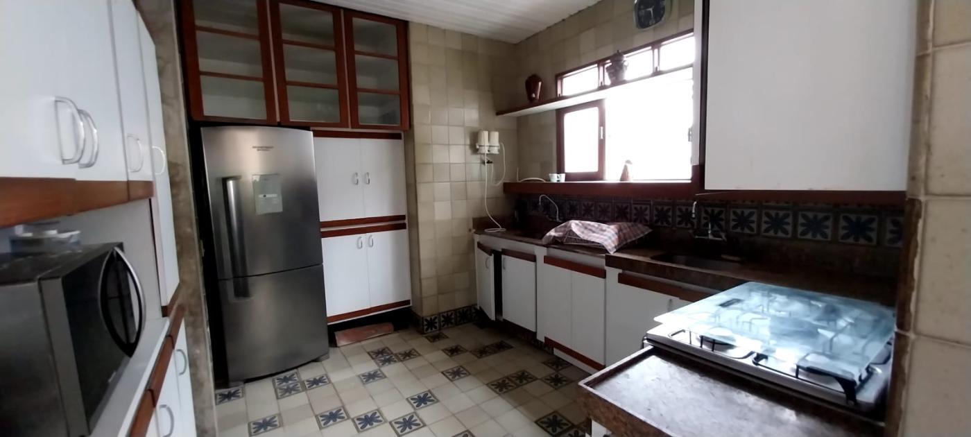 Casa à venda com 4 quartos, 240m² - Foto 20