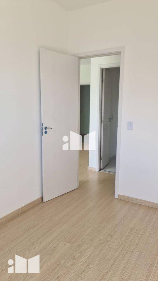 Apartamento à venda com 2 quartos, 46m² - Foto 12