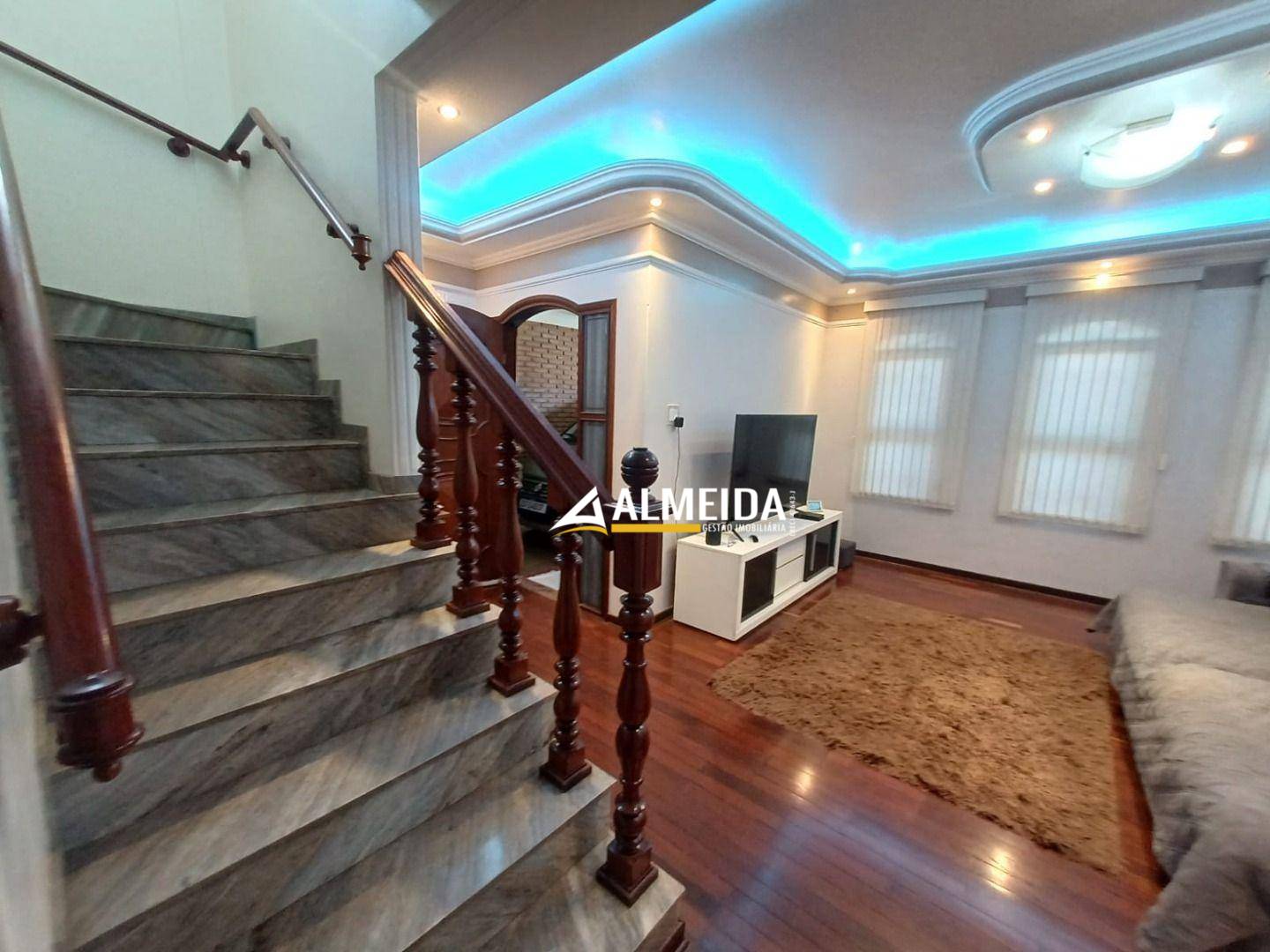 Casa, 3 quartos, 154 m² - Foto 1