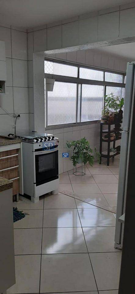 Apartamento à venda com 3 quartos, 98m² - Foto 13