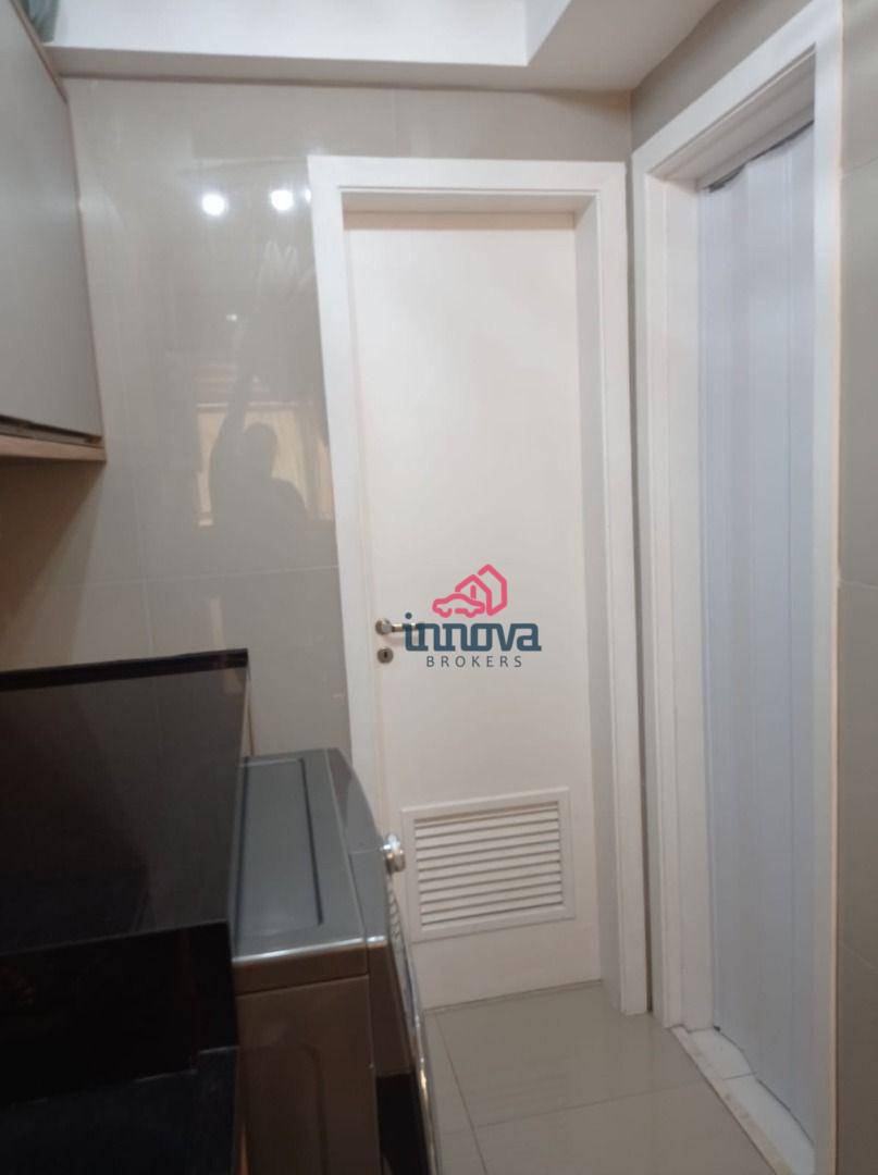 Apartamento à venda com 4 quartos, 134m² - Foto 9