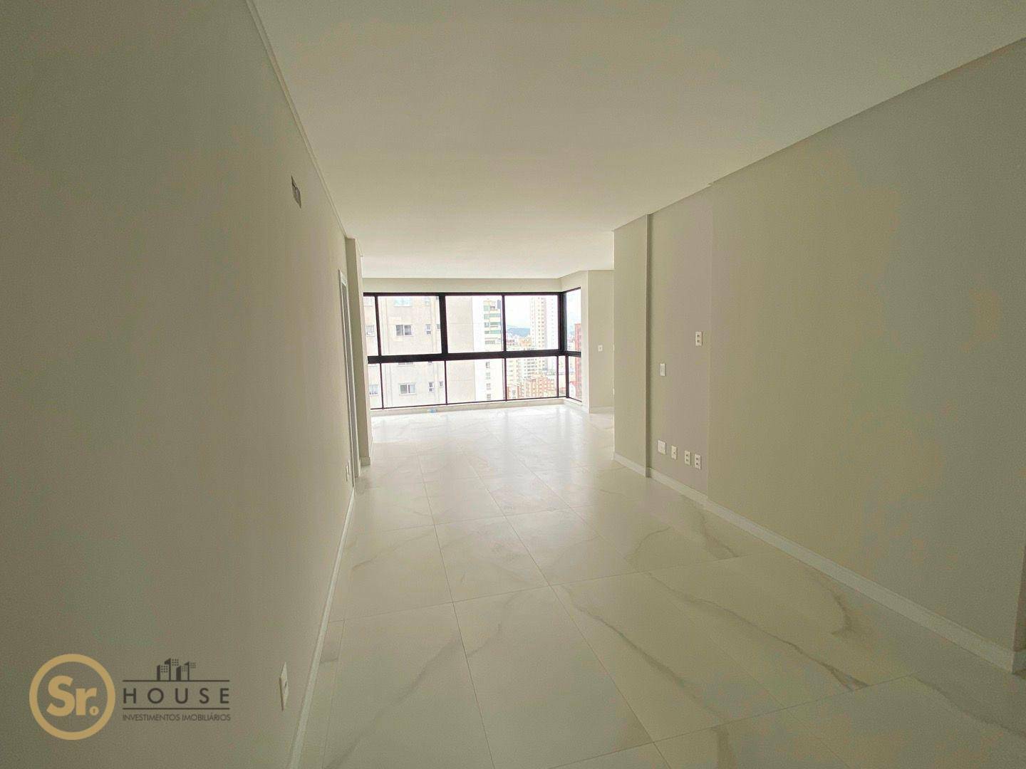 Apartamento à venda com 3 quartos, 120m² - Foto 16