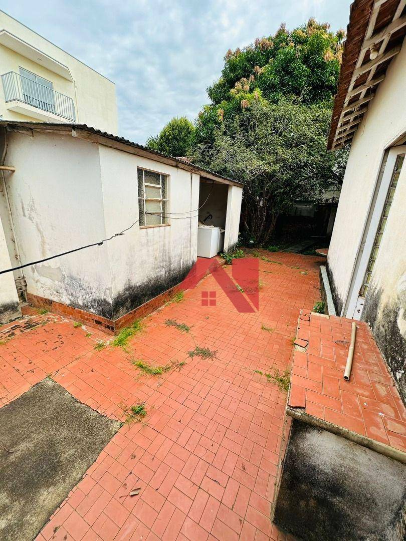 Casa à venda com 3 quartos, 200m² - Foto 8