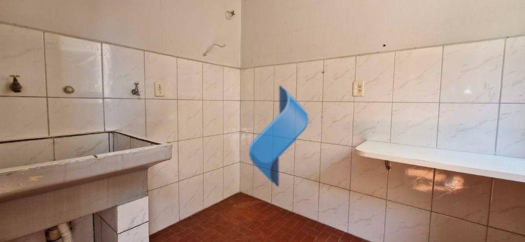 Casa à venda com 4 quartos, 278m² - Foto 29