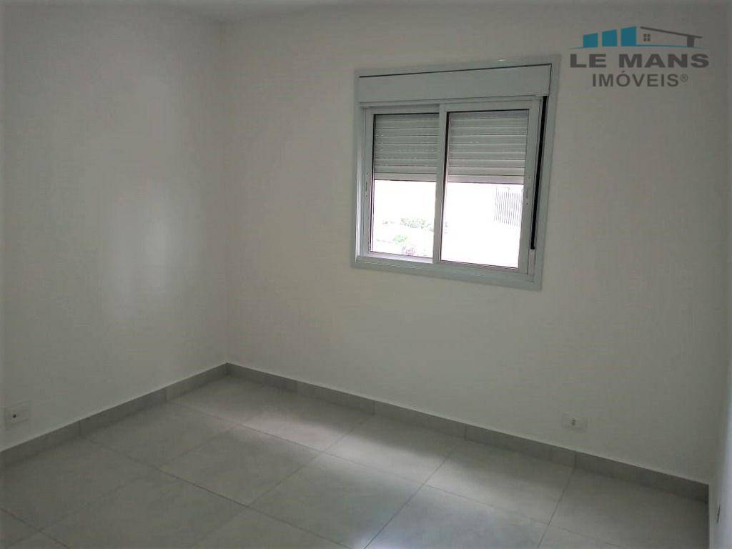 Apartamento à venda com 2 quartos, 66m² - Foto 15