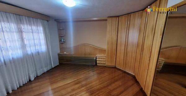 Casa à venda com 3 quartos, 339m² - Foto 9