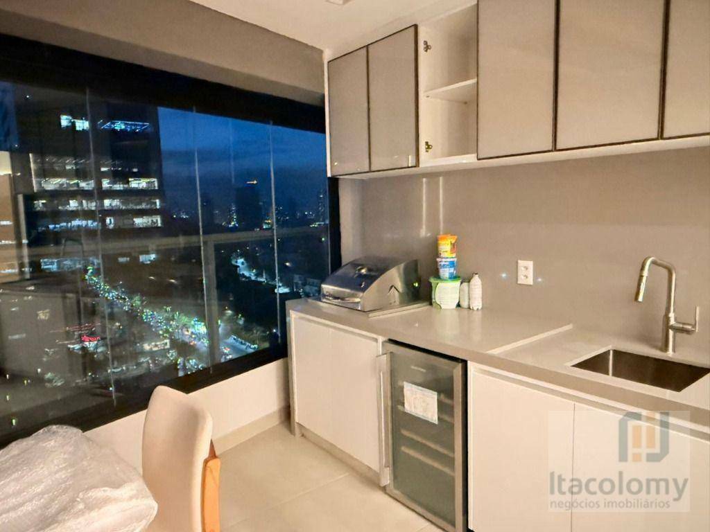 Apartamento à venda e aluguel com 3 quartos, 124m² - Foto 3
