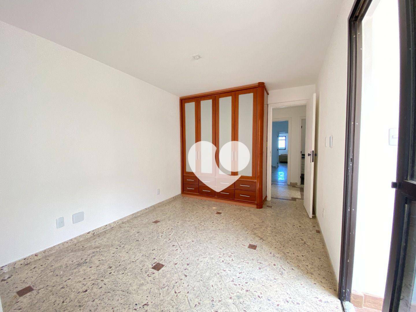 Apartamento para alugar com 4 quartos, 285m² - Foto 39