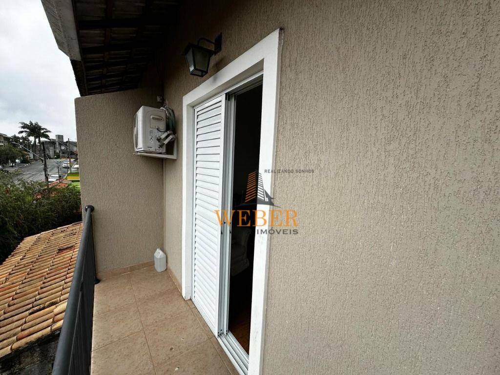 Casa à venda com 3 quartos, 175m² - Foto 21